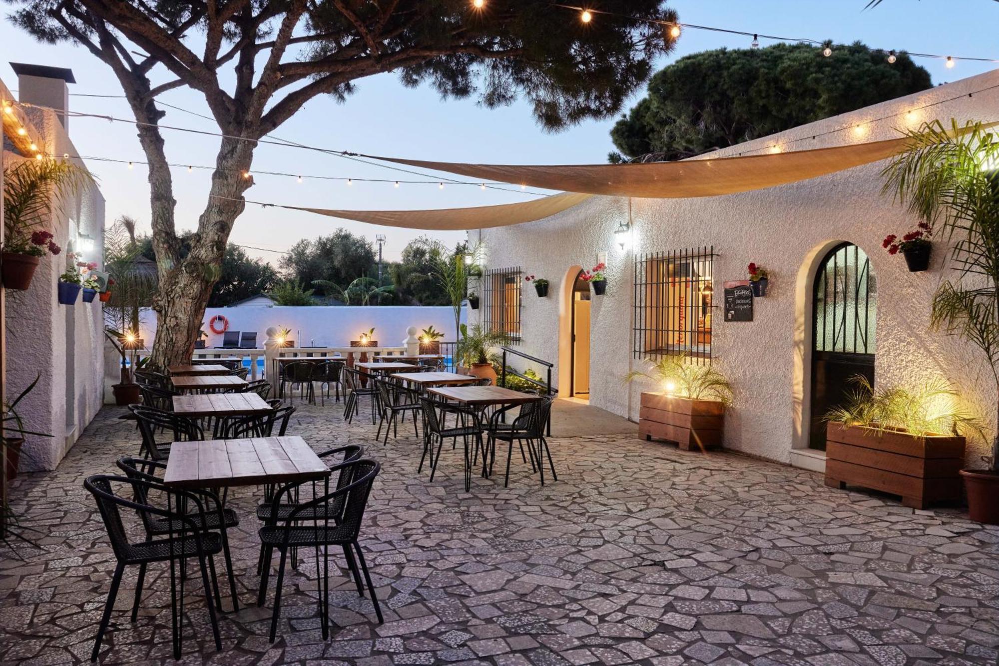 Taiga Conil Hotel Conil De La Frontera Bagian luar foto